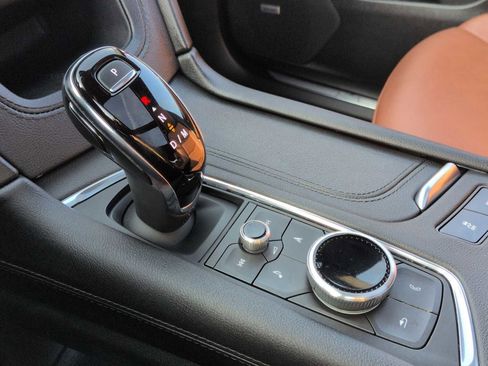 Used 2024 Cadillac XT5 Premium Luxury w/ Technology Package image 34