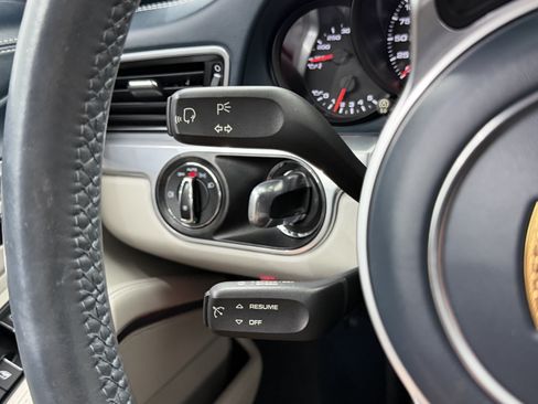 Certified 2017 Porsche 911 Carrera 4S AWD/4WD image 45