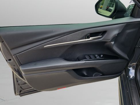 Used 2026 Toyota Camry SE FWD image 6