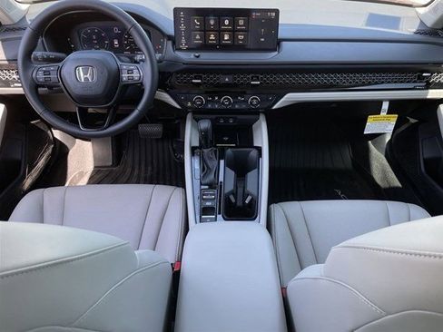 New 2025 Honda Accord EX-L image 10