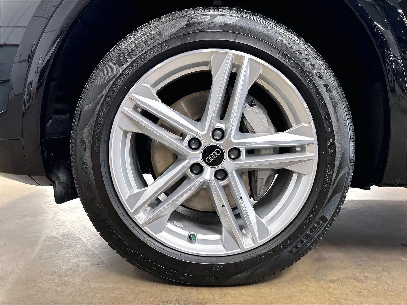 Used 2024 Audi Q5 e Premium AWD/4WD image 12