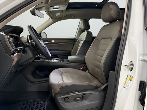 New 2026 Volkswagen Atlas SEL image 17