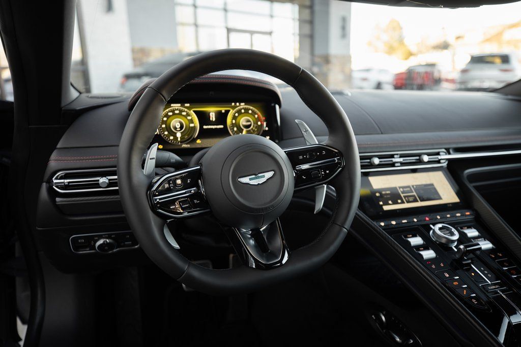 Used 2025 Aston Martin DB12 Coupe RWD image 25