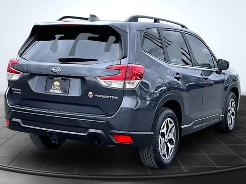 Used 2020 Subaru Forester Premium w/ Popular Package #1 AWD/4WD image 23