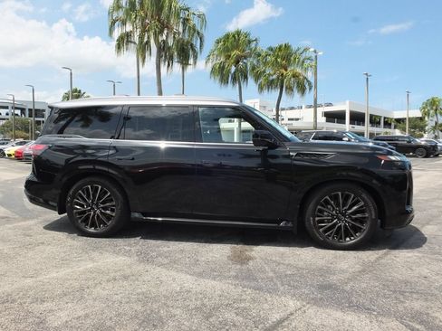 Used 2025 INFINITI QX80 Autograph w/ Autograph Exterior Package AWD/4WD image 9