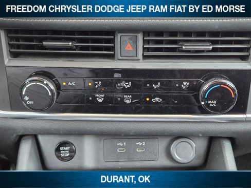 Used 2024 Nissan Rogue S FWD image 13