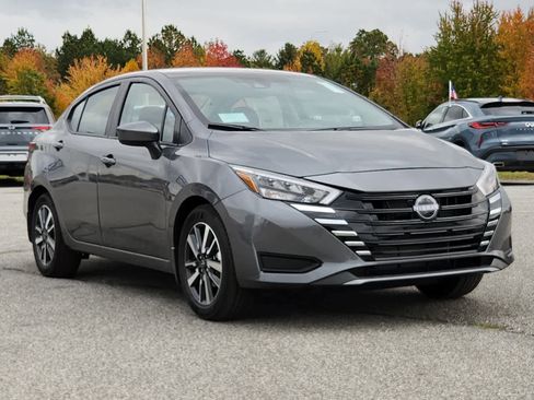 New 2025 Nissan Versa SV image 2
