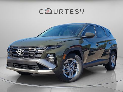New 2026 Hyundai Tucson SE image 1