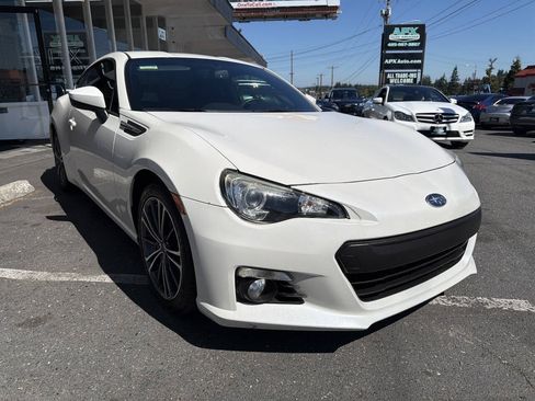 Used 2015 Subaru BRZ Limited w/ Popular Package #1B RWD image 11