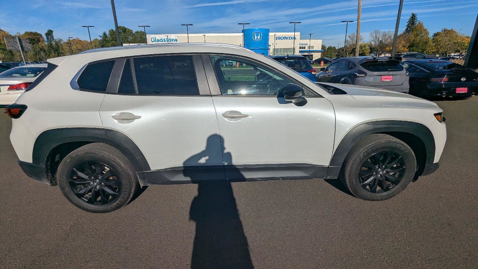 Used 2025 MAZDA CX-50 AWD 2.5 S w/ Preferred Package image 6