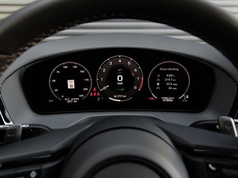 Certified 2026 Porsche Panamera Turbo S AWD/4WD image 21