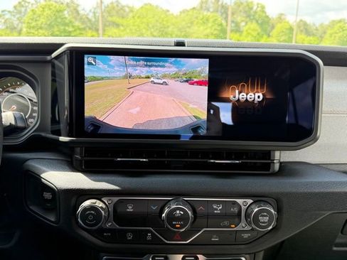New 2026 Jeep Gladiator Sport AWD/4WD image 20