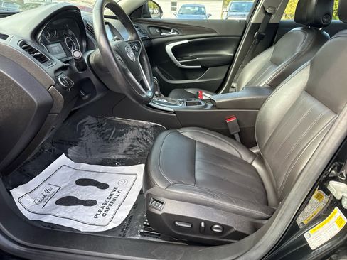 Used 2016 Buick Regal Premium w/ Driver Confidence Package #2 image 11