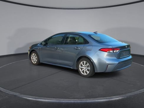 Used 2020 Toyota Corolla LE FWD image 6