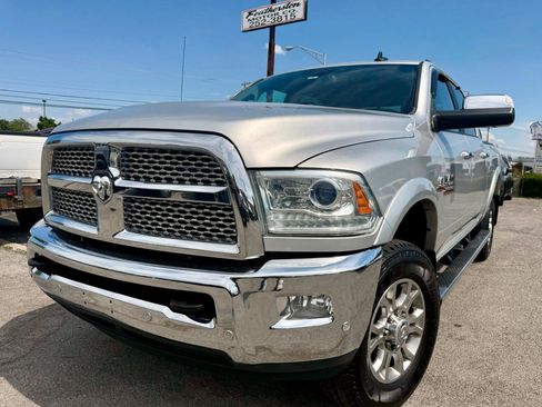 Used 2018 RAM 3500 Laramie AWD/4WD image 4