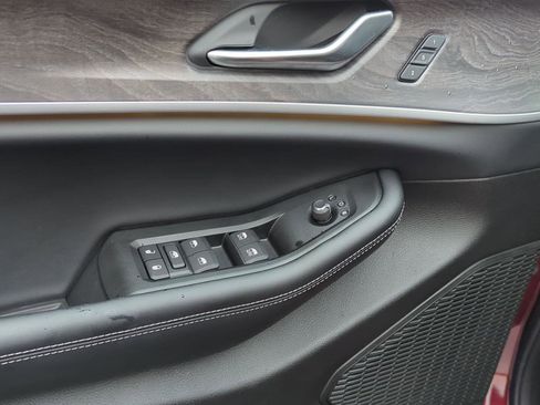 New 2025 Jeep Grand Cherokee L Limited w/ Trailer Tow Package image 14