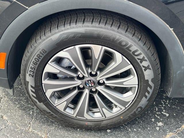Used 2024 Buick Envision Preferred AWD/4WD image 13