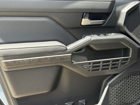 New 2026 Toyota Tacoma Limited AWD/4WD image 28