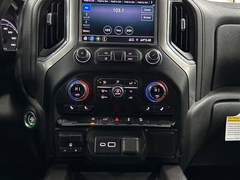 Used 2021 Chevrolet Silverado 1500 RST w/ Z71 Off-Road Package image 24