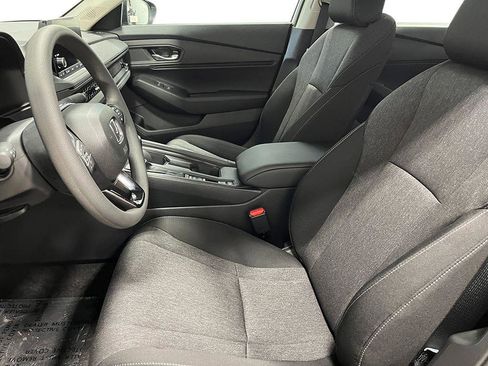 New 2025 Honda Accord SE image 12