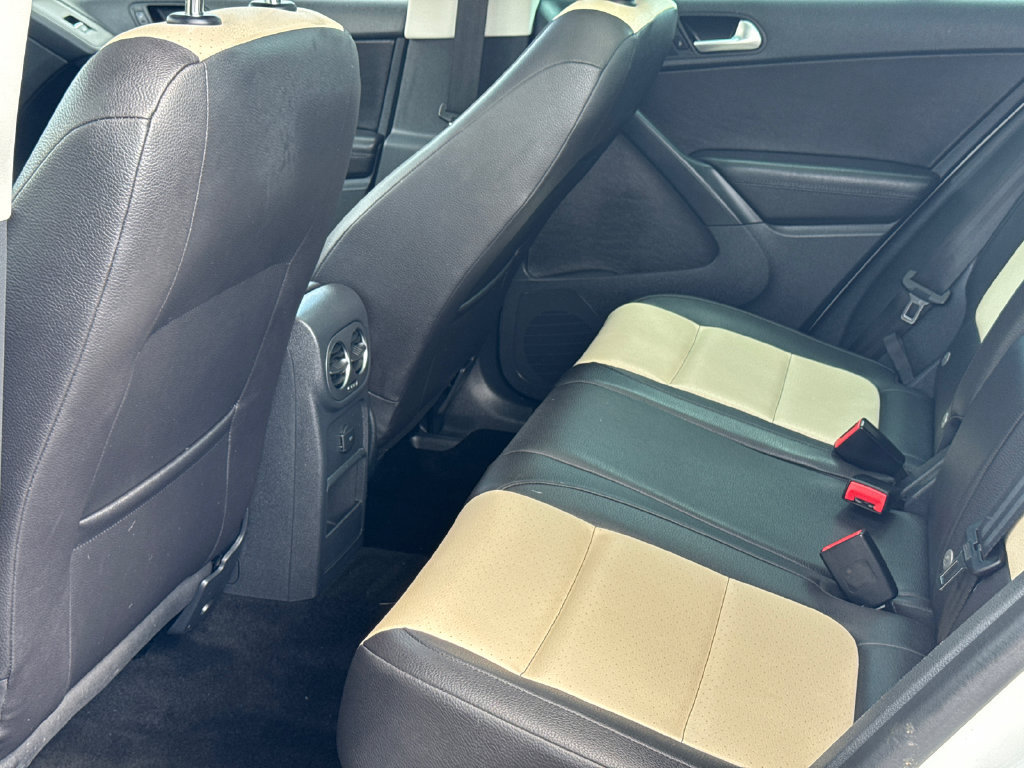 Used 2016 Volkswagen Tiguan SE FWD image 20