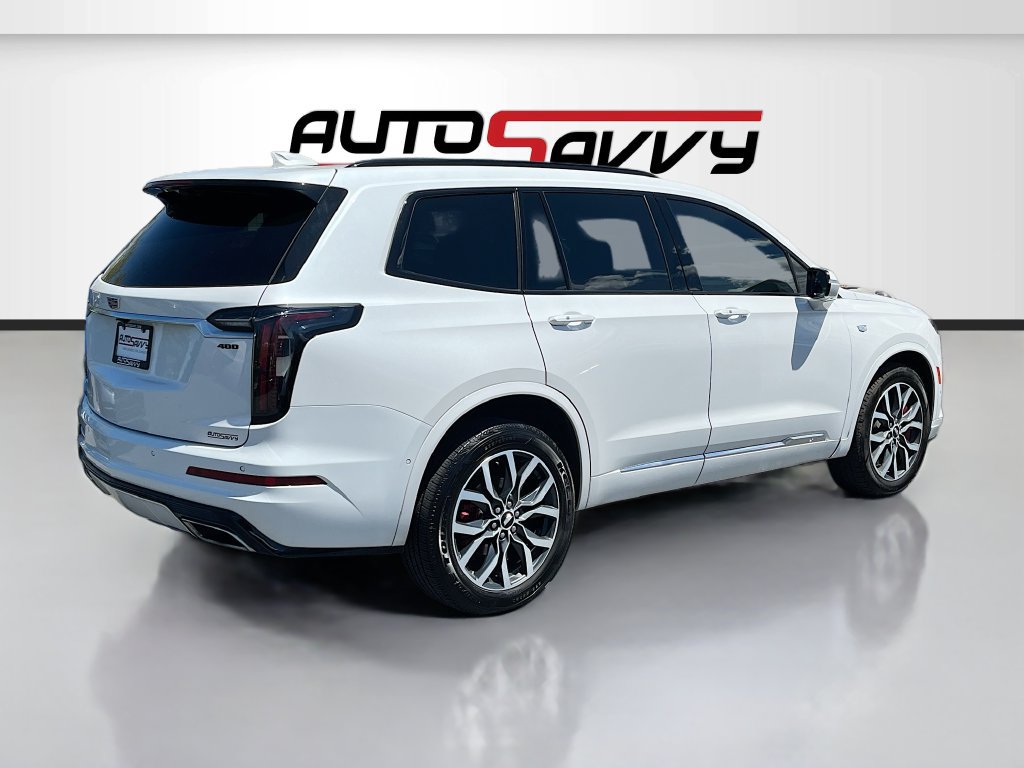 Used 2024 Cadillac XT6 Sport w/ Technology Package AWD/4WD image 7