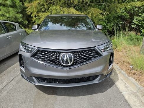 Used 2023 Acura RDX w/ Advance Package FWD image 3