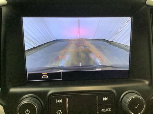 Used 2024 GMC Terrain SLT FWD image 18