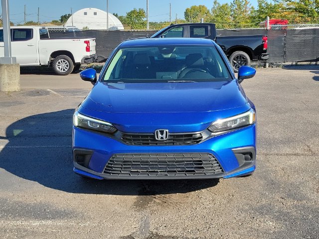 Used 2023 Honda Civic EX image 3