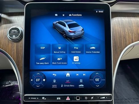 Used 2022 Mercedes-Benz C 300 4MATIC Sedan image 23