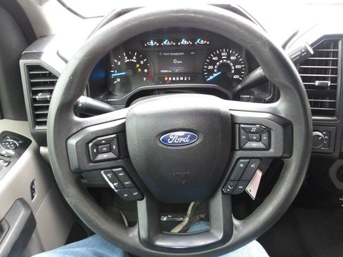 Used 2017 Ford F150 XL w/ Equipment Group 101A Mid AWD/4WD image 14