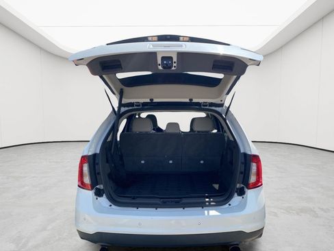 Used 2012 Ford Edge SEL FWD image 18