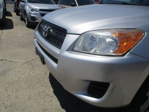 Used 2011 Toyota RAV4 4WD w/ Base L4 Extra Value Pkg image 10