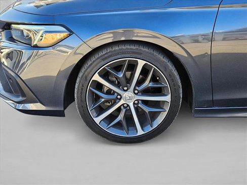 Used 2023 Honda Civic Touring image 25