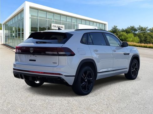 New 2026 Volkswagen Atlas Cross Sport SEL R-Line AWD/4WD image 5