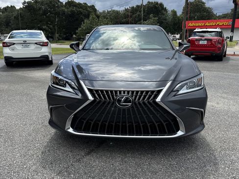Used 2025 Lexus ES 350 w/ Premium Package FWD image 8