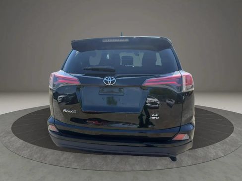 Used 2018 Toyota RAV4 LE w/ All Weather Liner Package AWD/4WD image 5