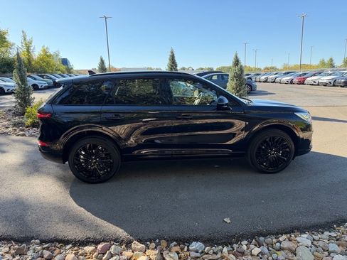 New 2026 Lincoln Corsair Reserve w/ Jet Appearance Package image 6