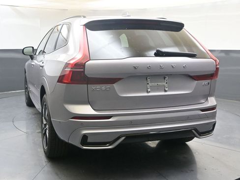 New 2026 Volvo XC60 B5 Plus w/ Climate Package image 4