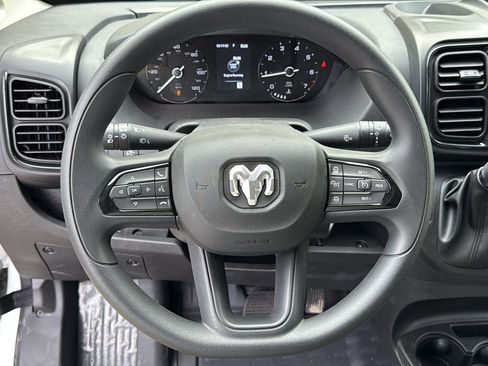 Used 2025 RAM ProMaster 3500 w/ Convenience Group image 14