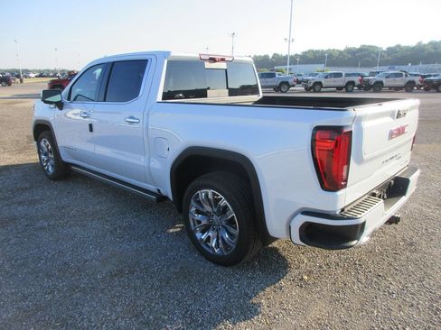 New 2026 GMC Sierra 1500 Denali w/ Denali Reserve Package AWD/4WD image 7