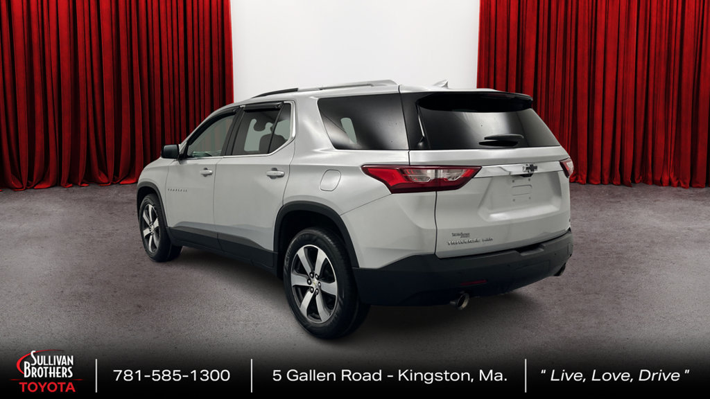 Used 2018 Chevrolet Traverse LT w/ LPO, Cargo Package AWD/4WD image 4