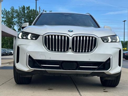Certified 2025 BMW X5 xDrive40i w/ Climate Comfort Package AWD/4WD image 2