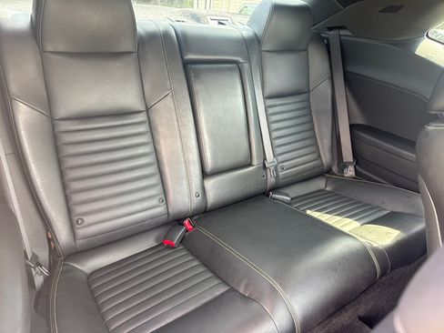 Used 2011 Dodge Challenger R/T RWD image 23