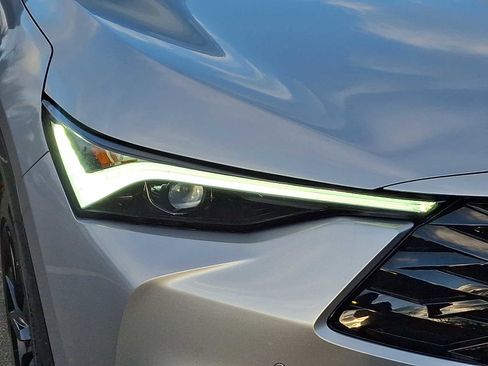 Used 2025 Acura ADX A-Spec image 10