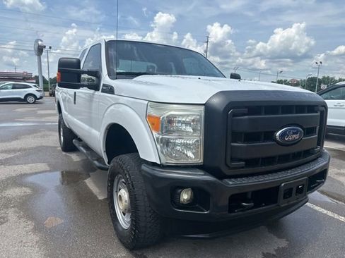 Used 2015 Ford F250 XL w/ Power Equipment Group AWD/4WD image 4