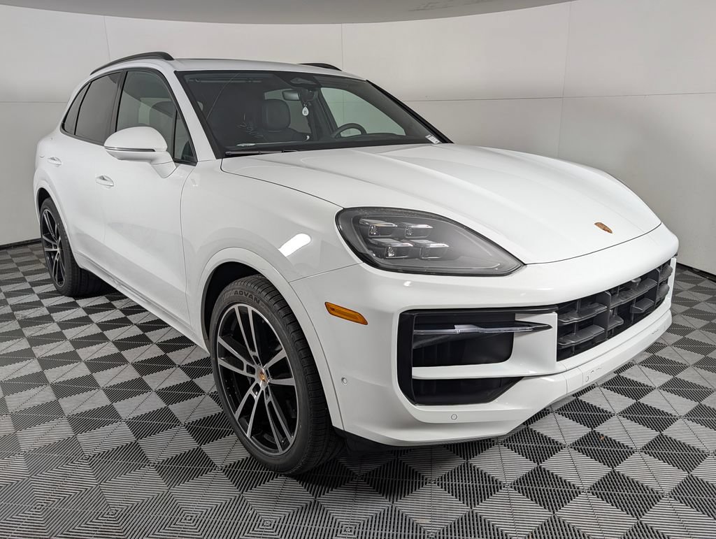 Certified 2026 Porsche Cayenne AWD/4WD image 9
