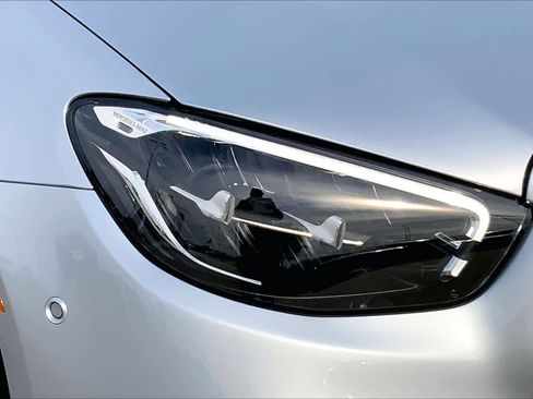 Used 2023 Mercedes-Benz E 450 Cabriolet image 22