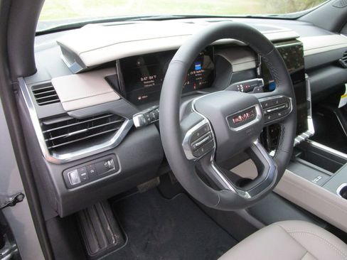 New 2026 GMC Acadia Elevation w/ Elevation Premium Package image 23