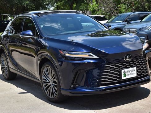 Used 2023 Lexus RX 350 FWD w/ Cold Area Package image 4